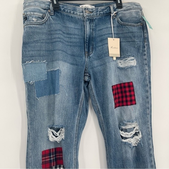 Kancan Women’s NWT No Stretch Plaid Patch Ripped Boyfriend Jeans 32x28 - Picture 7 of 12